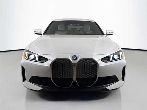 Certified 2025 BMW i4 xDrive40i w/ Premium Package AWD/4WD image 2
