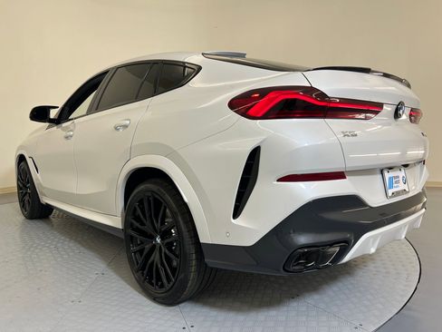 New 2026 BMW X6 M60i image 3