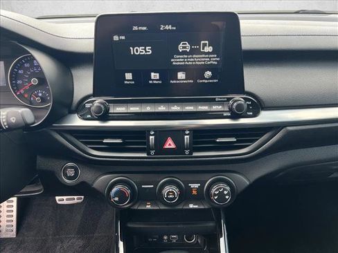 Used 2021 Kia Forte GT-Line image 13