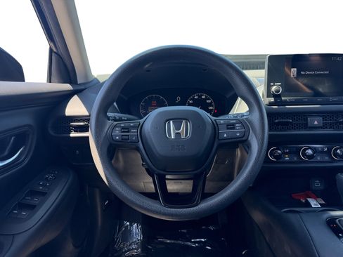 Used 2023 Honda HR-V LX image 12