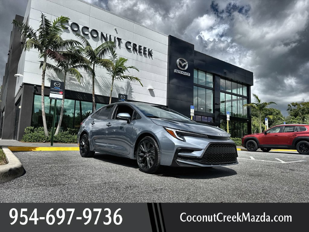 Used 2024 Toyota Corolla SE FWD image 1