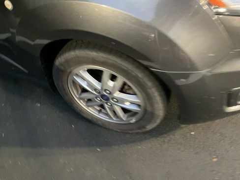 Used 2019 Ford Transit Connect XLT w/ Trailer Tow Package image 2