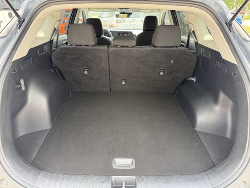 Used 2025 Kia Sportage LX image 31