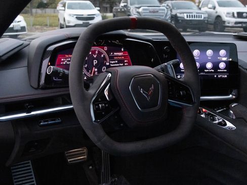 Used 2020 Chevrolet Corvette Stingray Premium Cpe w/ 3LT Preferred Equipment Group image 33