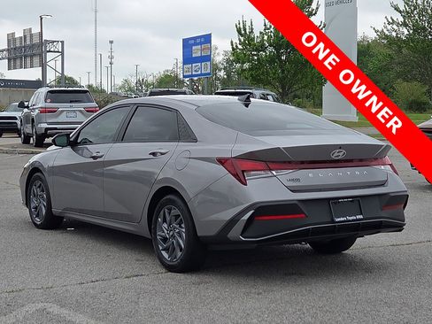 Used 2024 Hyundai Elantra SEL FWD image 4