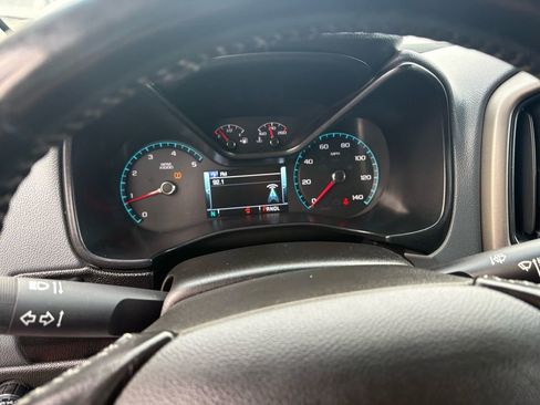 Used 2017 Chevrolet Colorado Z71 AWD/4WD image 19