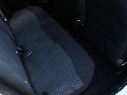 Used 2010 Honda Fit Sport image 23