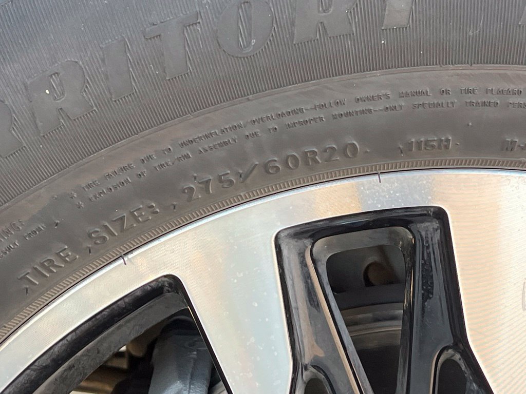 Used 2025 Ford Expedition Max Platinum AWD/4WD image 11