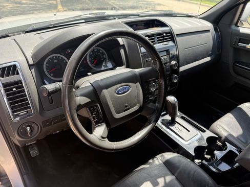 Used 2012 Ford Escape Limited AWD/4WD image 24