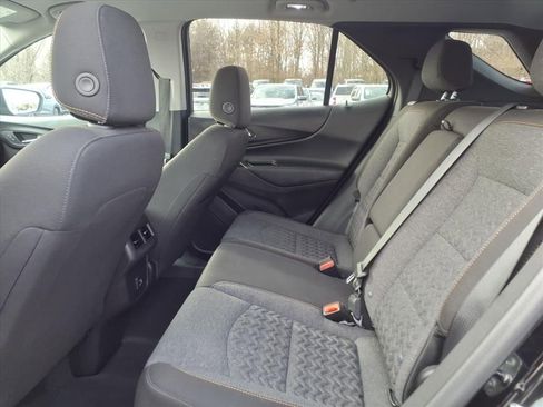 Used 2024 Chevrolet Equinox LT image 16