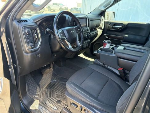 Used 2022 Chevrolet Silverado 1500 RST AWD/4WD image 12