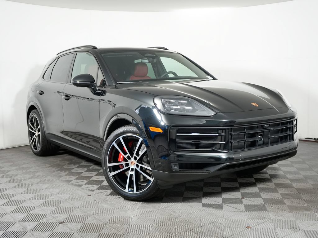 Certified 2026 Porsche Cayenne S AWD/4WD image 9
