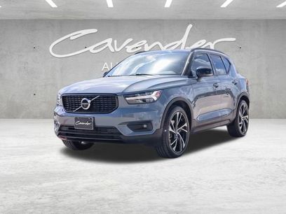 Used 2021 Volvo XC40 T5 R-Design w/ Advanced Package