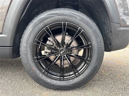 Used 2020 Jeep Compass Latitude w/ Cold Weather Group image 19