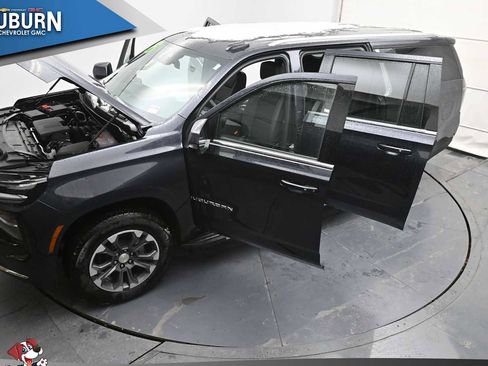 New 2026 Chevrolet Suburban LT w/ Comfort Package image 34