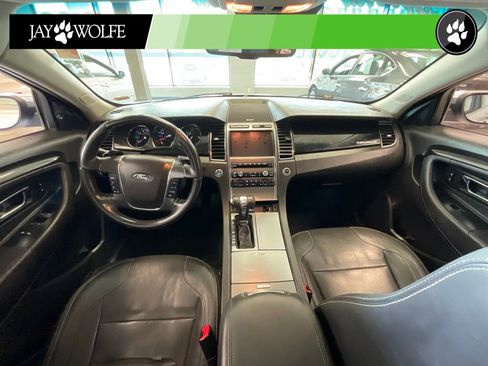 Used 2010 Ford Taurus Limited AWD/4WD image 8