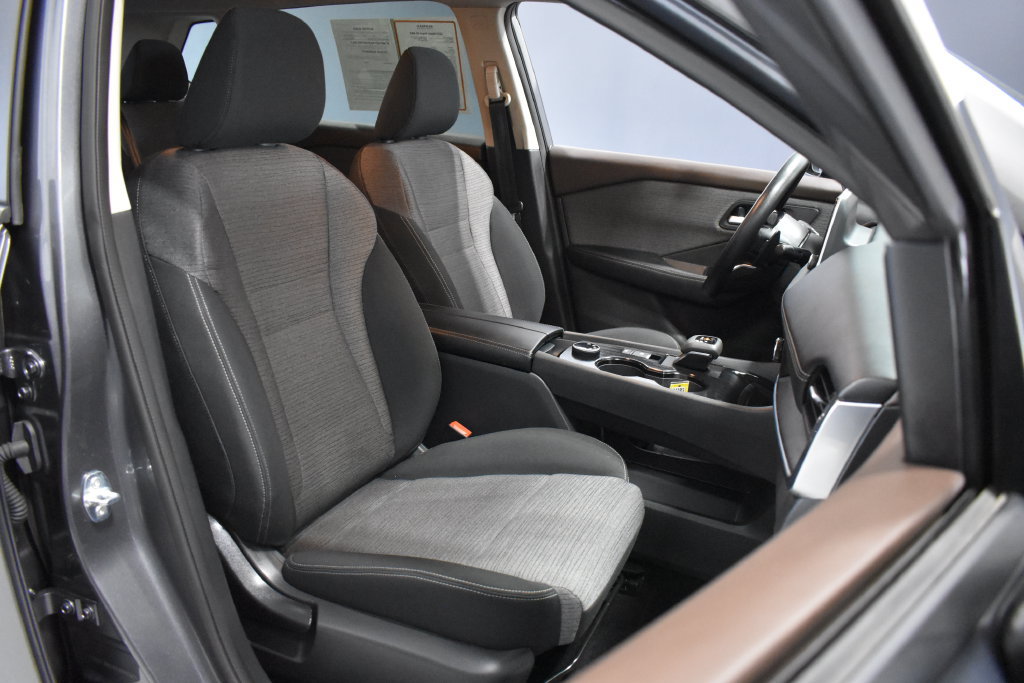 Certified 2023 Nissan Rogue SV AWD/4WD image 14