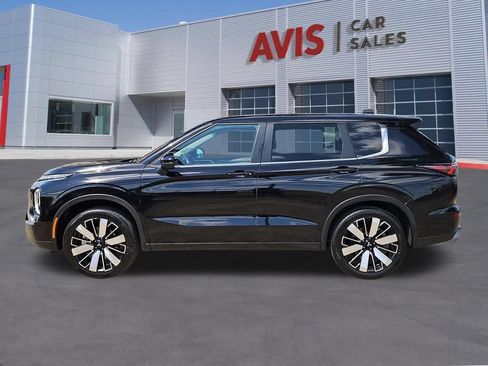 Used 2025 Mitsubishi Outlander SE AWD/4WD image 8
