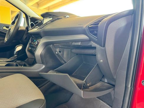 Used 2019 Ford Escape SE FWD image 25