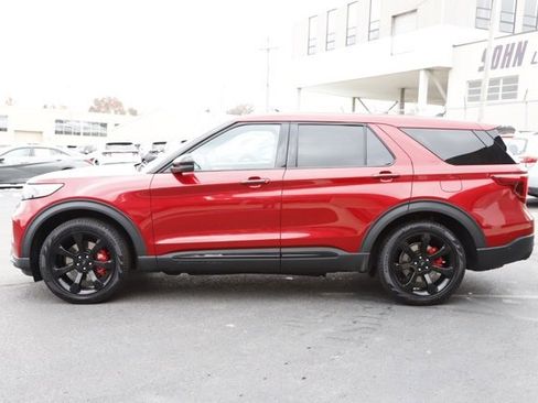 Used 2021 Ford Explorer ST w/ Equipment Group 401A image 9