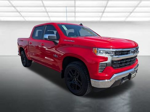 Used 2026 Chevrolet Silverado 1500 LT w/ Protection Package AWD/4WD image 2