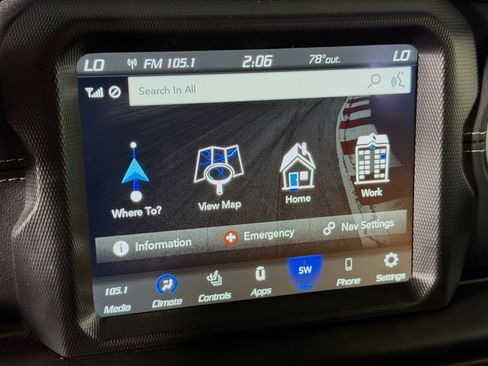 Used 2023 Jeep Wrangler Unlimited Sahara w/ Cold Weather Group AWD/4WD image 22