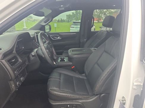 Used 2024 Chevrolet Tahoe RST AWD/4WD image 13