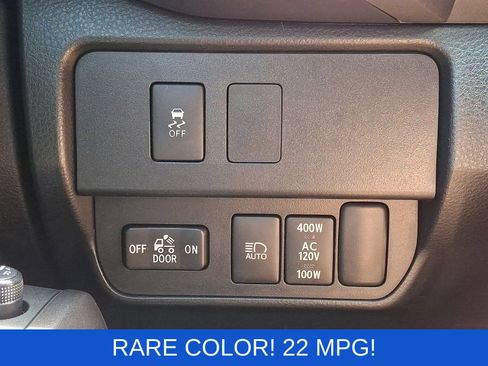 Used 2021 Toyota Tacoma TRD Off-Road w/ Technology Package AWD/4WD image 25