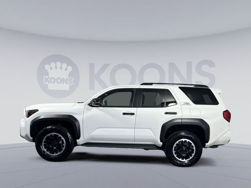 Used 2025 Toyota 4Runner TRD Off-Road image 7