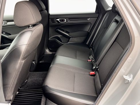 Used 2025 Honda Civic Sport image 25