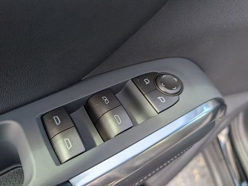 New 2027 Chevrolet Traverse LT w/ Driver Confidence Package FWD image 16