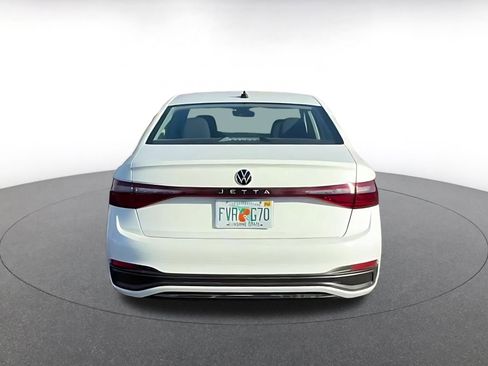 Used 2025 Volkswagen Jetta S image 11