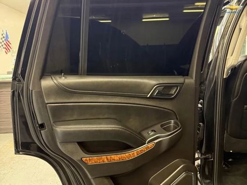 Used 2015 Chevrolet Tahoe LTZ RWD image 15