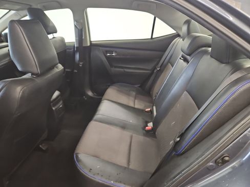 Used 2017 Toyota Corolla SE FWD image 11