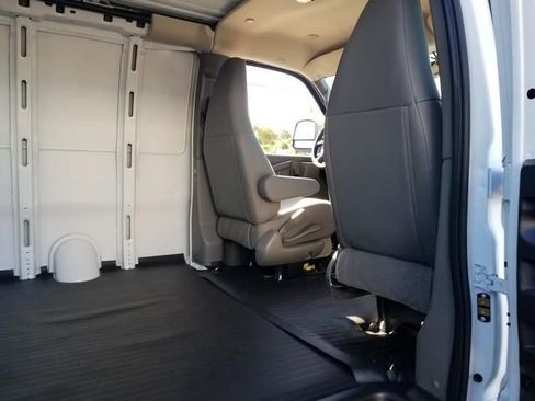 New 2025 GMC Savana 2500 w/ Driver Convenience Package RWD image 6