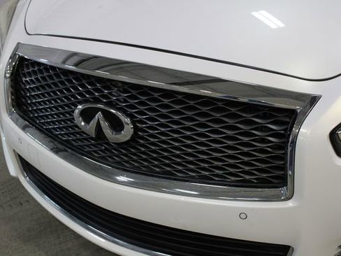 Used 2015 INFINITI Q70 3.7 RWD image 34