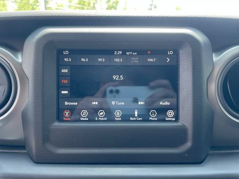 Used 2023 Jeep Wrangler Unlimited AWD/4WD image 20