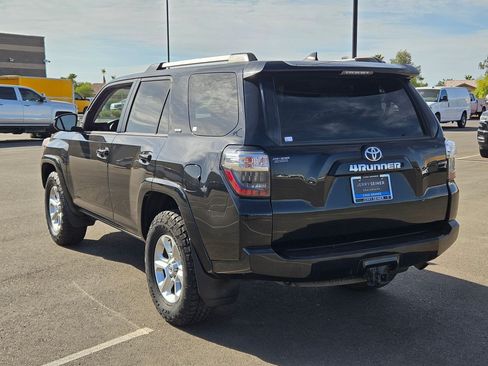 Used 2021 Toyota 4Runner SR5 RWD image 3
