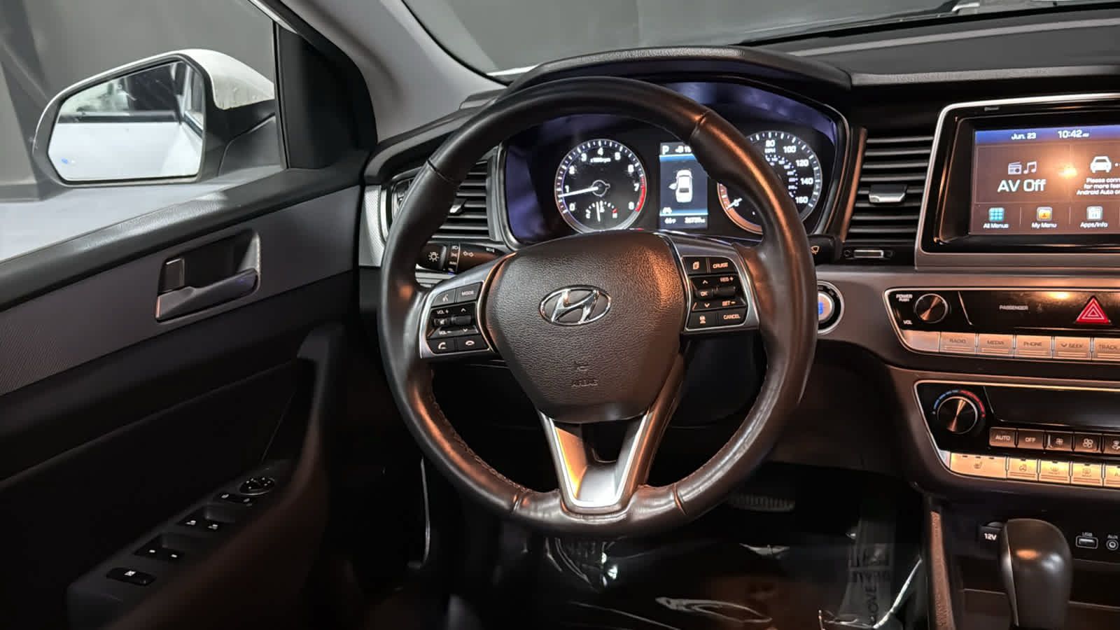 Used 2018 Hyundai Sonata SEL w/ Tech Package 04 FWD image 22