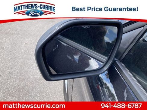 New 2025 Ford Explorer Active image 9