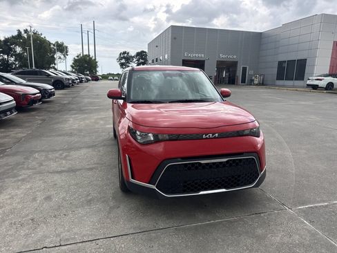 Certified 2024 Kia Soul LX w/ Option Group 015 FWD image 7
