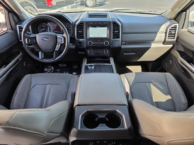 Used 2018 Ford Expedition Limited w/ Equipment Group 301A RWD image 8