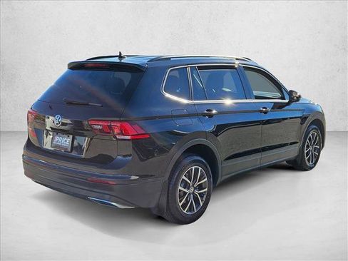 Used 2021 Volkswagen Tiguan S image 5