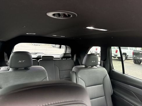 Certified 2025 Buick Enclave Sport Touring w/ LPO, Floor Liner Package FWD image 11