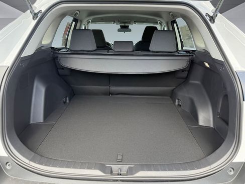 Used 2025 Toyota RAV4 XLE image 29