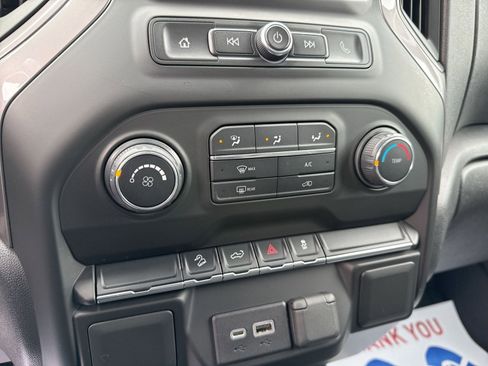 Used 2021 Chevrolet Silverado 1500 Custom Trail Boss image 19