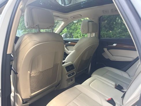 Used 2023 Audi Q5 2.0T Premium Plus w/ Premium Plus Package AWD/4WD image 20