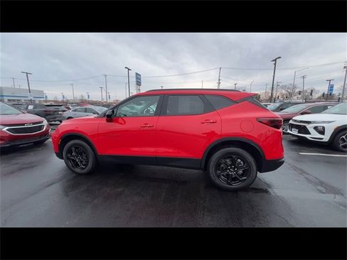 Certified 2024 Chevrolet Blazer LT w/ Convenience Package image 5