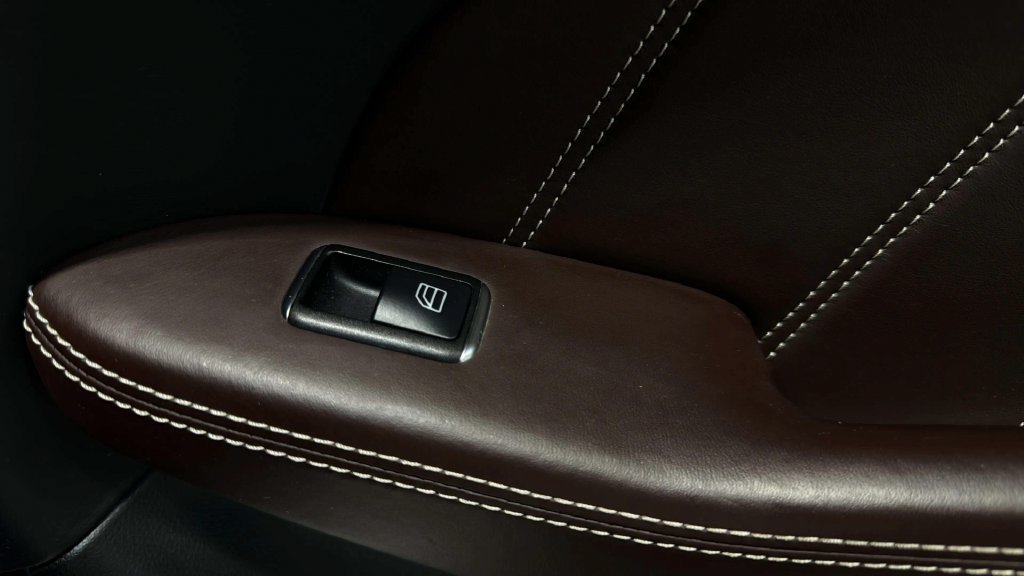 Used 2012 Mercedes-Benz ML 63 AMG 4MATIC image 15