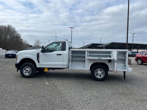 New 2025 Ford F350 XL w/ Snow Plow Prep Package image 29